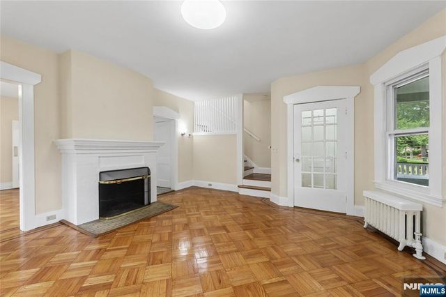 42 Walnut Street, Rutherford, NJ 07070