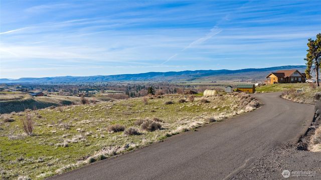 8 Deer Valley Drive, Ellensburg, WA 98926