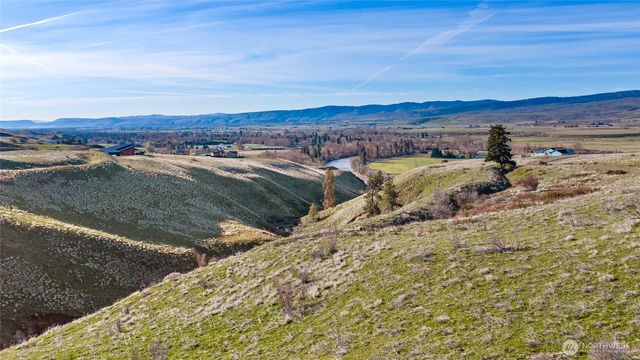 8 Deer Valley Drive, Ellensburg, WA 98926