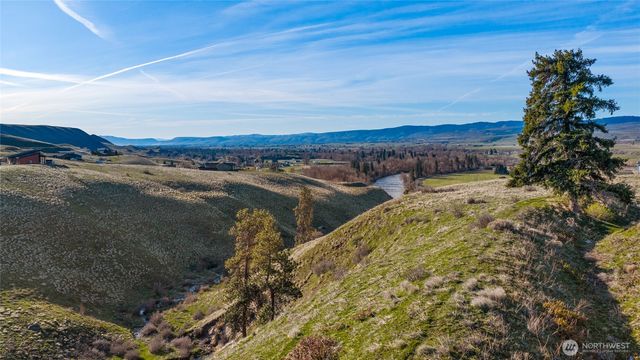 8 Deer Valley Drive, Ellensburg, WA 98926