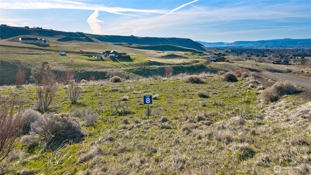 8 Deer Valley Drive, Ellensburg, WA 98926