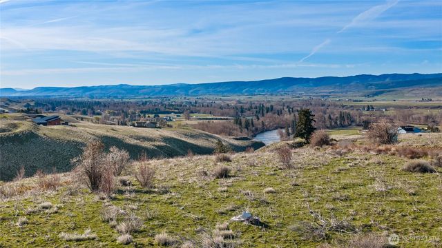 8 Deer Valley Drive, Ellensburg, WA 98926