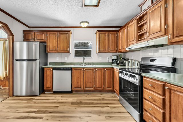 2170 Highway 13, Cunningham, TN 37052