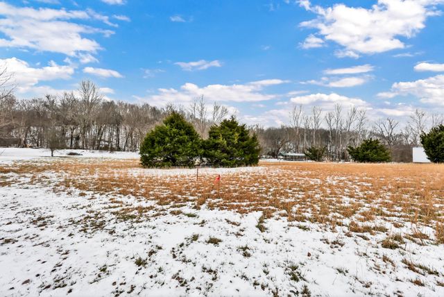 2170 Highway 13, Cunningham, TN 37052