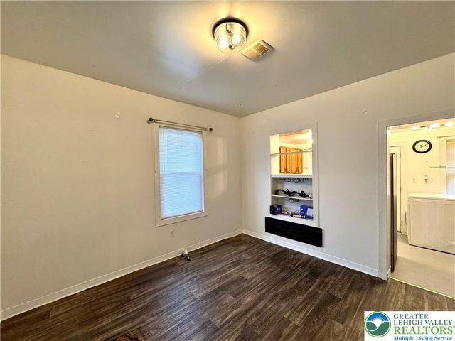 527 Bradley Street, Bethlehem City, PA 18015