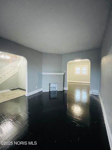 2458 Lawton Avenue, Toledo, OH 43620