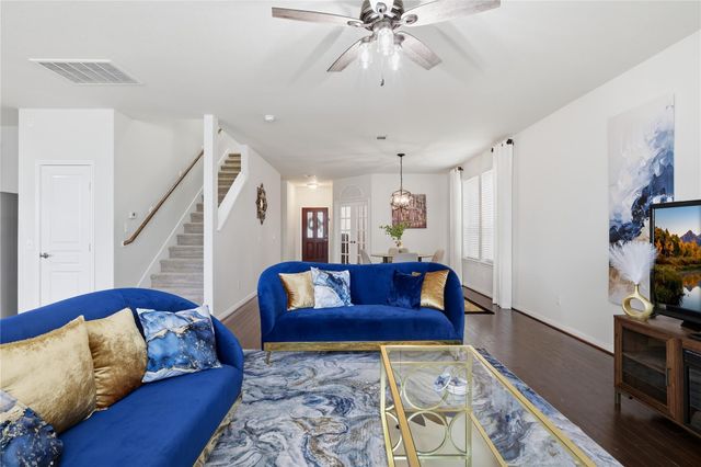 2303 Lawn Crest Drive, Houston, TX 77489