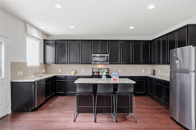 2303 Lawn Crest Drive, Houston, TX 77489