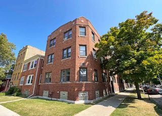 2724 W Rosemont Avenue 2, Chicago, IL 60659