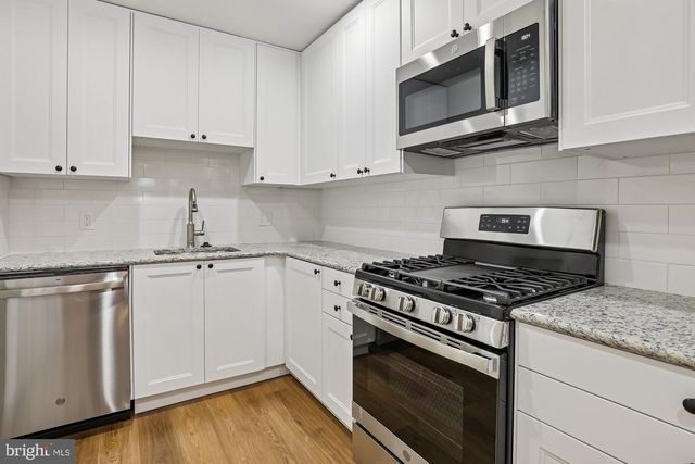 13208 HADDOCK RD, Woodbridge, VA 22193