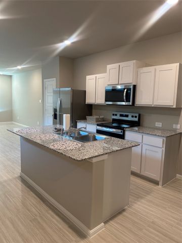 3008 Pecan Farm Lane, Fort Worth, TX 76140