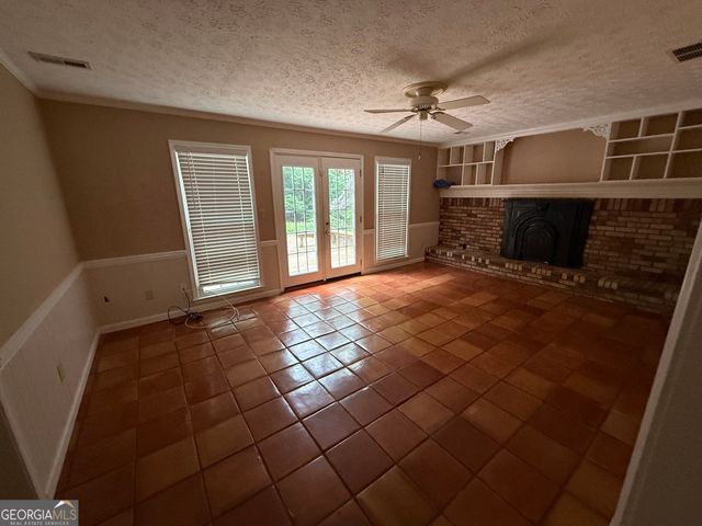 100 Old Mill Crossing, Fayetteville, GA 30214