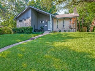 9052 Fringewood Drive, Dallas, TX 75228