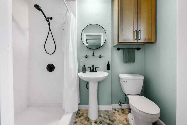 6510 King George DR, Austin, TX 78745