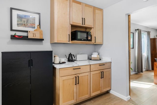 6510 King George DR, Austin, TX 78745