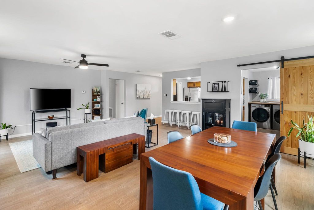 6510 King George DR, Austin, TX 78745