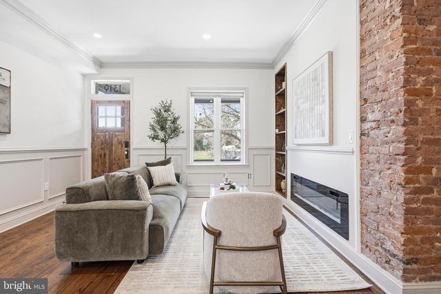 1319 S 53RD ST, Philadelphia, PA 19143