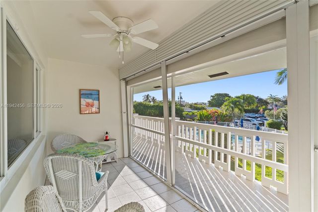 2541 NE 11th St 212, Pompano Beach, FL 33062