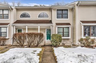 2203 Gulfstream Way, Toms River, NJ 08755