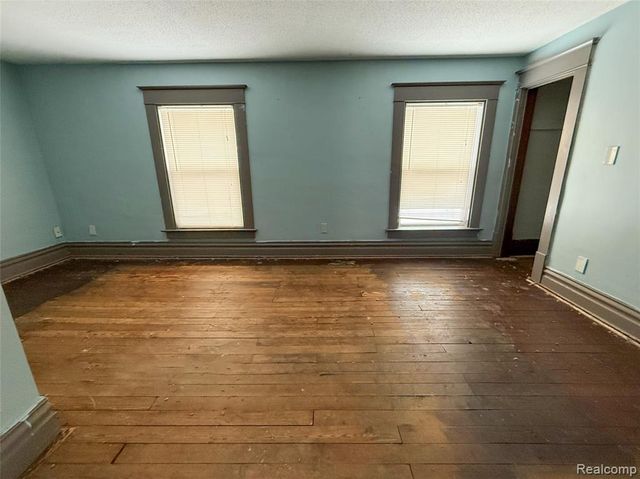 1116 Hickory Street, Lansing, MI 48912