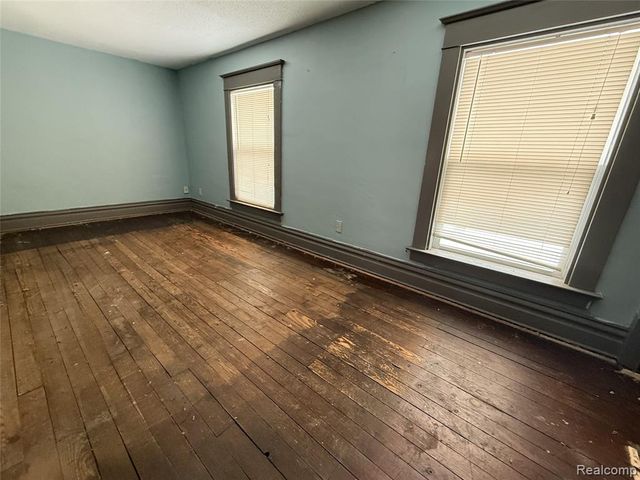 1116 Hickory Street, Lansing, MI 48912