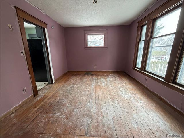 1116 Hickory Street, Lansing, MI 48912