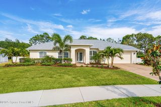 2051 Thornwood Drive SE, Palm Bay, FL 32909