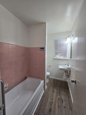 217 E Tuolumne Street, Fresno, CA 93706