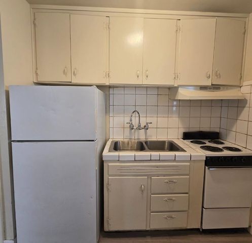 217 E Tuolumne Street, Fresno, CA 93706