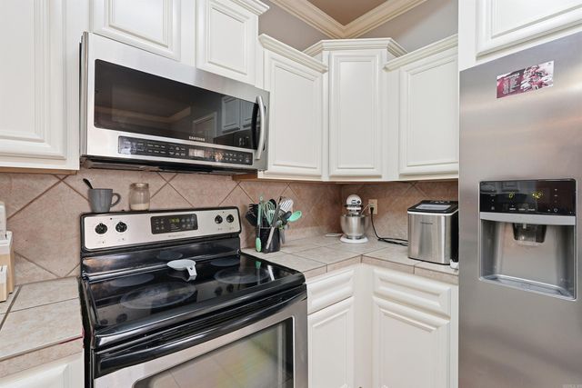 6 Logan Ct, Greenbrier, AR 72058