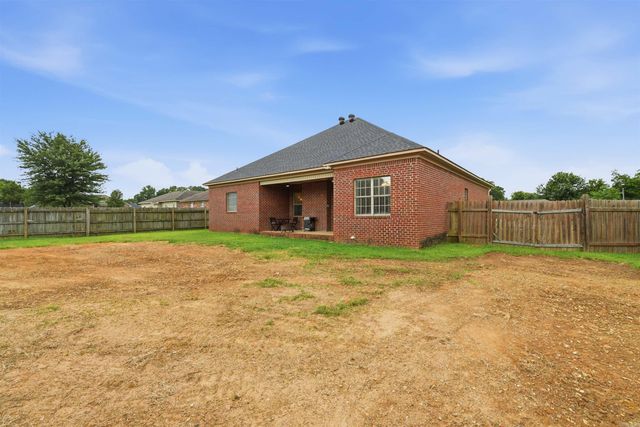6 Logan Ct, Greenbrier, AR 72058