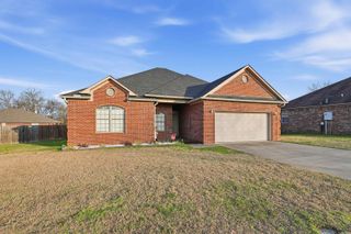 6 Logan Ct, Greenbrier, AR 72058