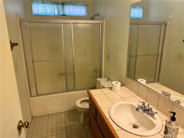 12432 Emeraldstone Drive, Victorville, CA 92392