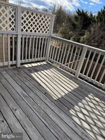 10727 WAKEMAN DR, Fredericksburg, VA 22407