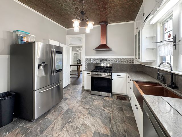 460 E Harrison Street, Martinsville, IN 46151