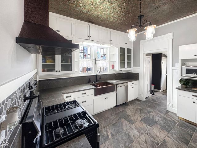 460 E Harrison Street, Martinsville, IN 46151