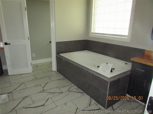 858 Three Wood Drive, Fayetteville, NC 28312