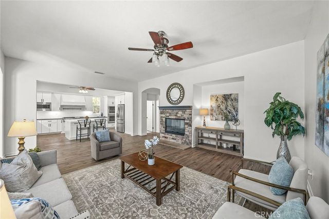 8394 Renwick, Corona, CA 92883