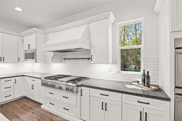 8394 Renwick, Corona, CA 92883