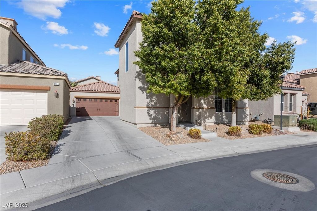 Image 1 of property listing at 3290 Venice Cove Avenue, Las Vegas, NV 89141