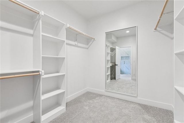 1836 Green Meadow Drive, Liberty, MO 64068