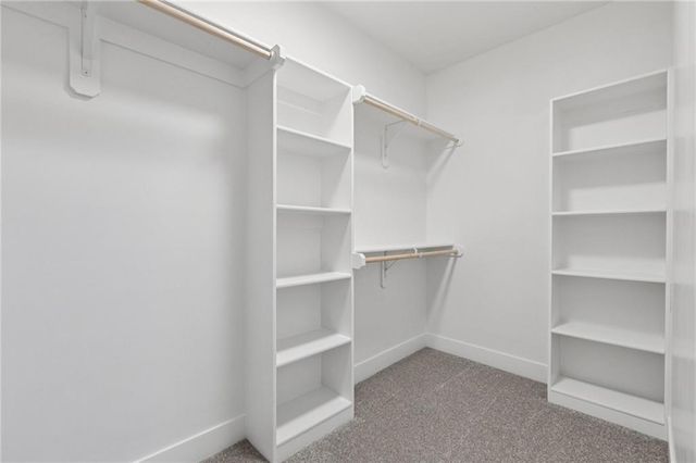 1836 Green Meadow Drive, Liberty, MO 64068