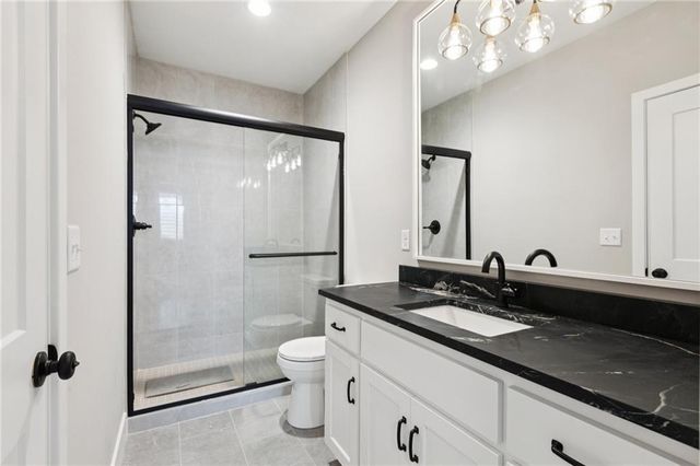 1836 Green Meadow Drive, Liberty, MO 64068