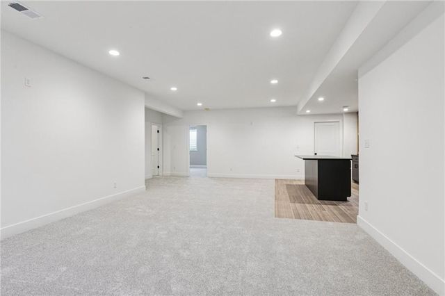 1836 Green Meadow Drive, Liberty, MO 64068