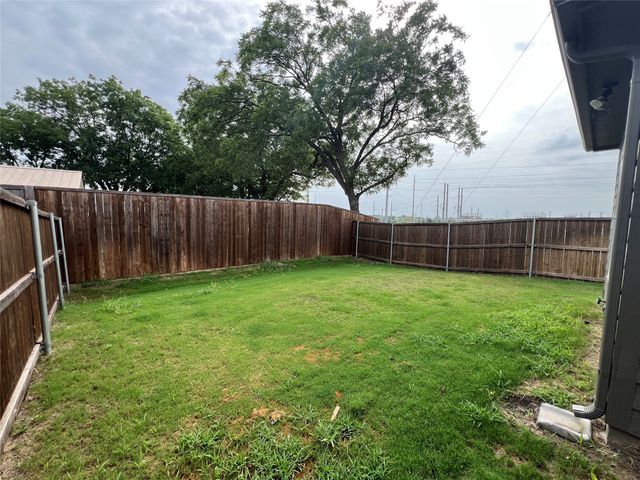 2701 Ginger Court, Sherman, TX 75092