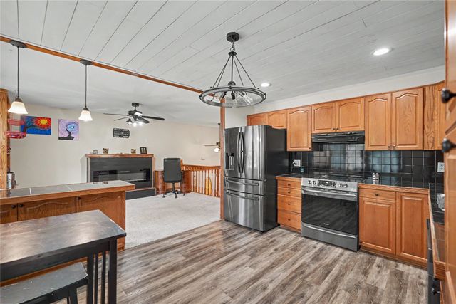 1901 Estella Street, Perry, IA 50220