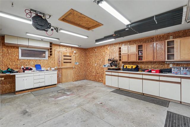 1901 Estella Street, Perry, IA 50220