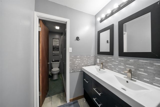 242 Magnolia Drive, Onalaska, TX 77360