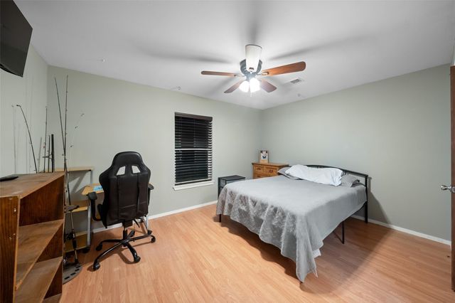 242 Magnolia Drive, Onalaska, TX 77360