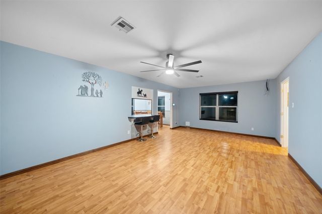 242 Magnolia Drive, Onalaska, TX 77360